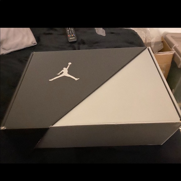 Jordan Retro 11s Jubilee 25th anniversary main image 3